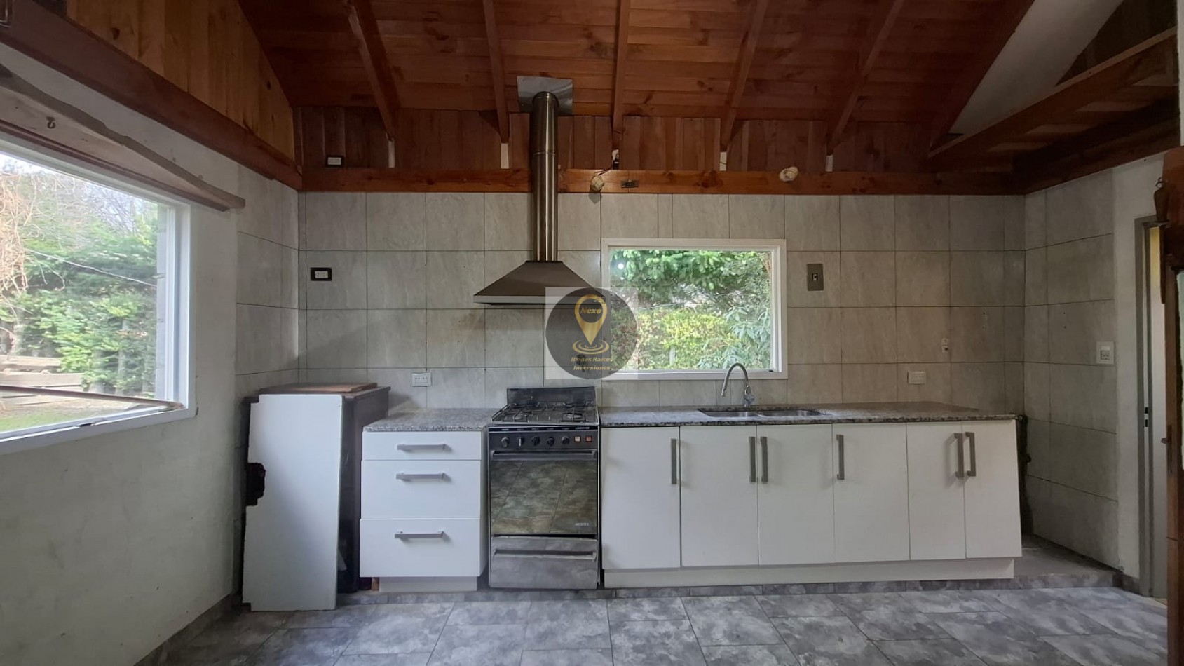 CASA PH EN VENTA EN BARRIO PINAR DEL LAGO