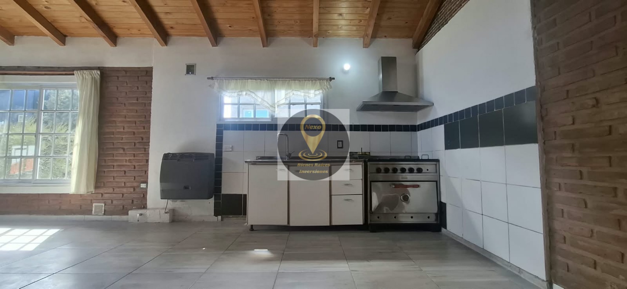 CASA EN VENTA DINA HUAPI AV DEL VADO