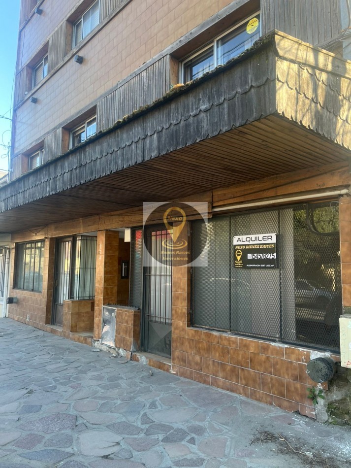 LOCAL COMERCIAL TISCORNIA
