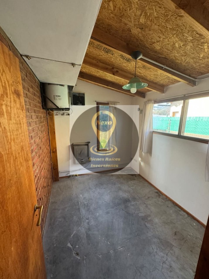 CASA EN VENTA  DINA HUAPI AV DEL VADO
