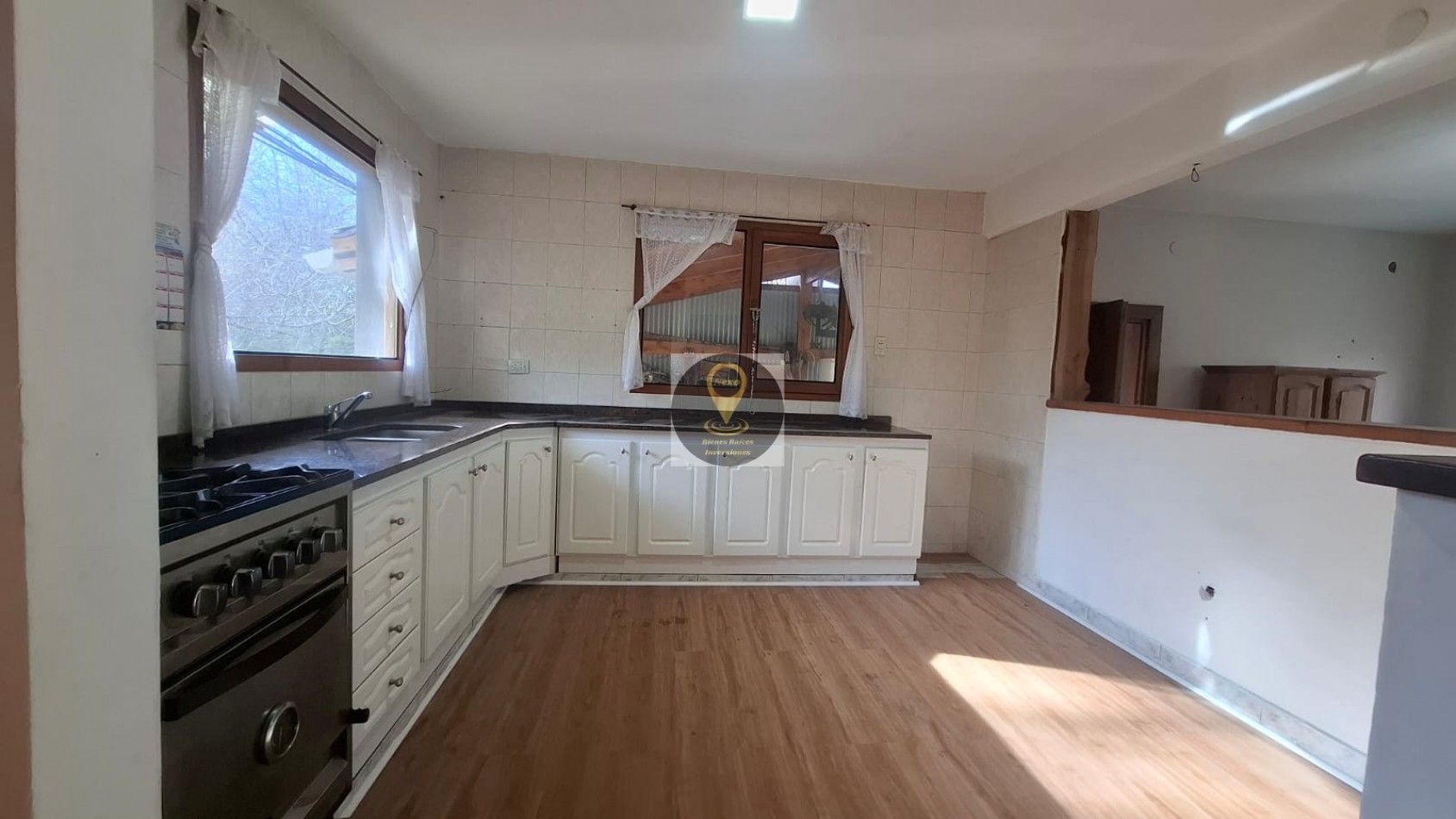 CASA PH EN VENTA EN BARRIO PINAR DEL LAGO