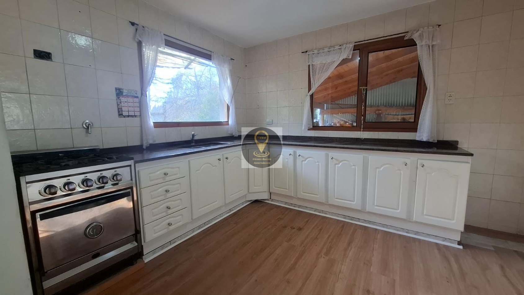 CASA PH EN VENTA EN BARRIO PINAR DEL LAGO