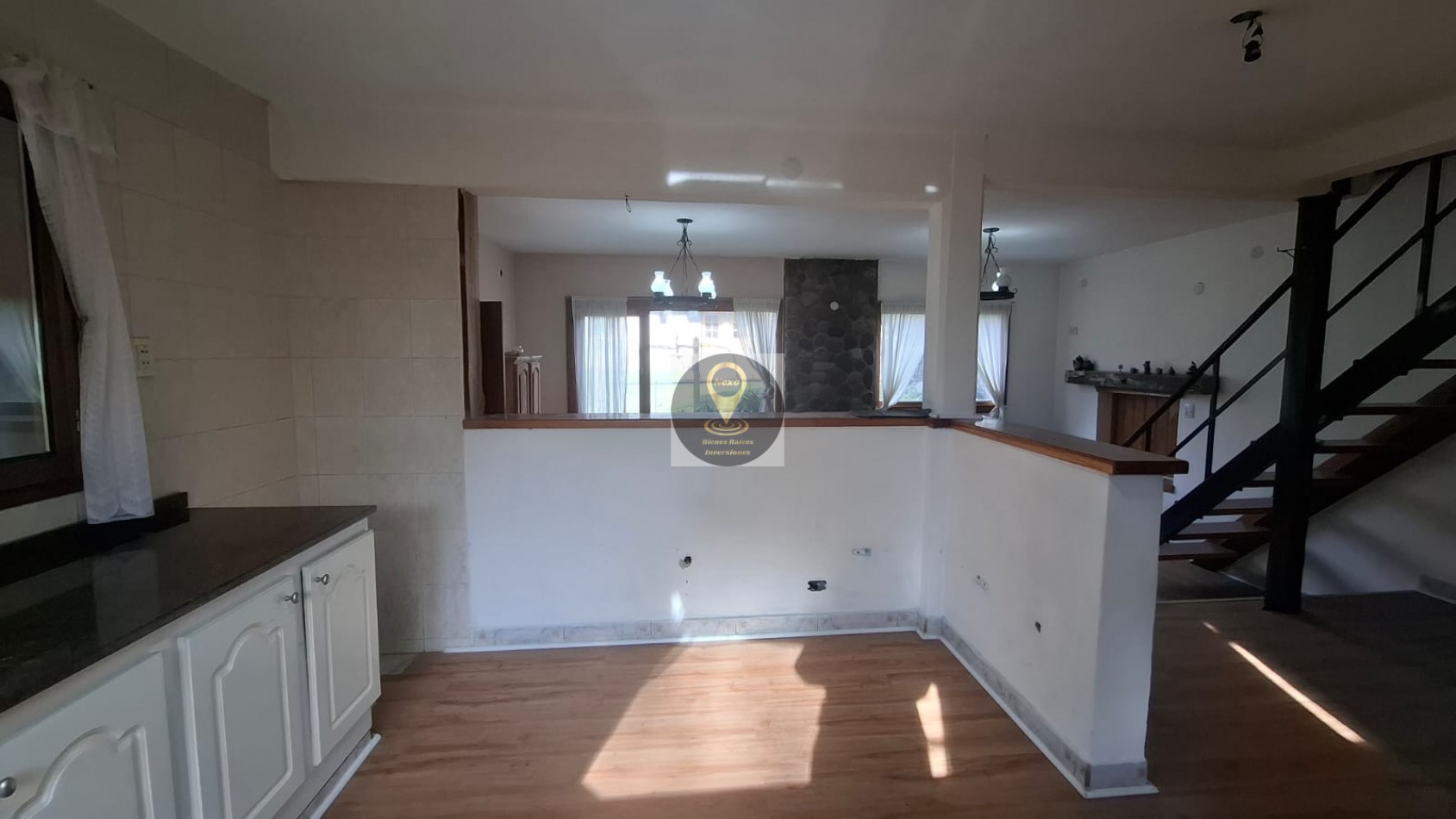 CASA PH EN VENTA EN BARRIO PINAR DEL LAGO