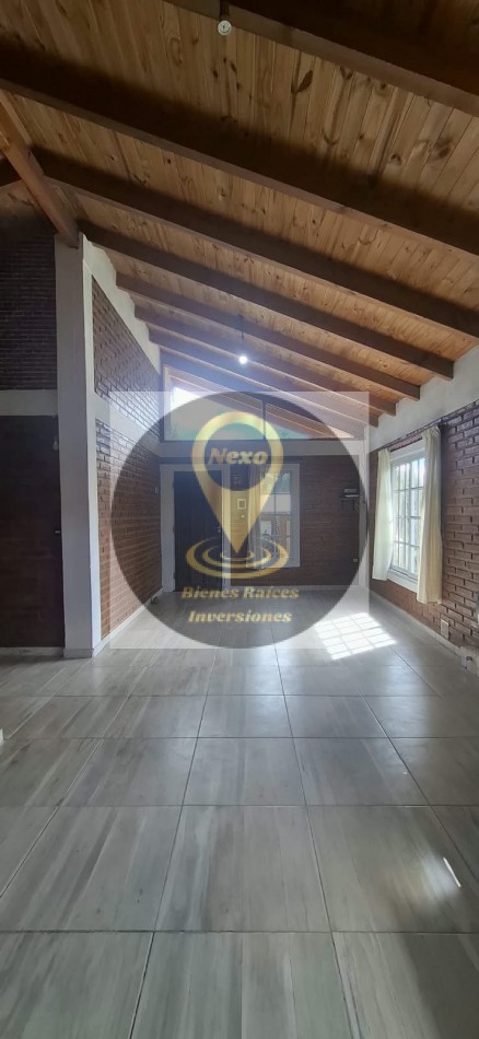 CASA EN VENTA DINA HUAPI AV DEL VADO