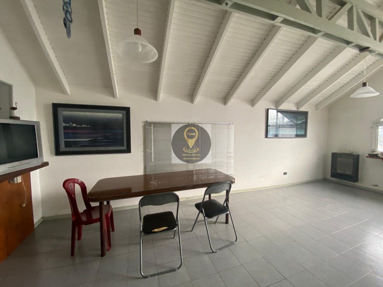 OPORTUNIDAD: VENTA 3 CASAS, 2 LOCALES COMERCIALES, CABAÑA PARA RENTA TURISTICA