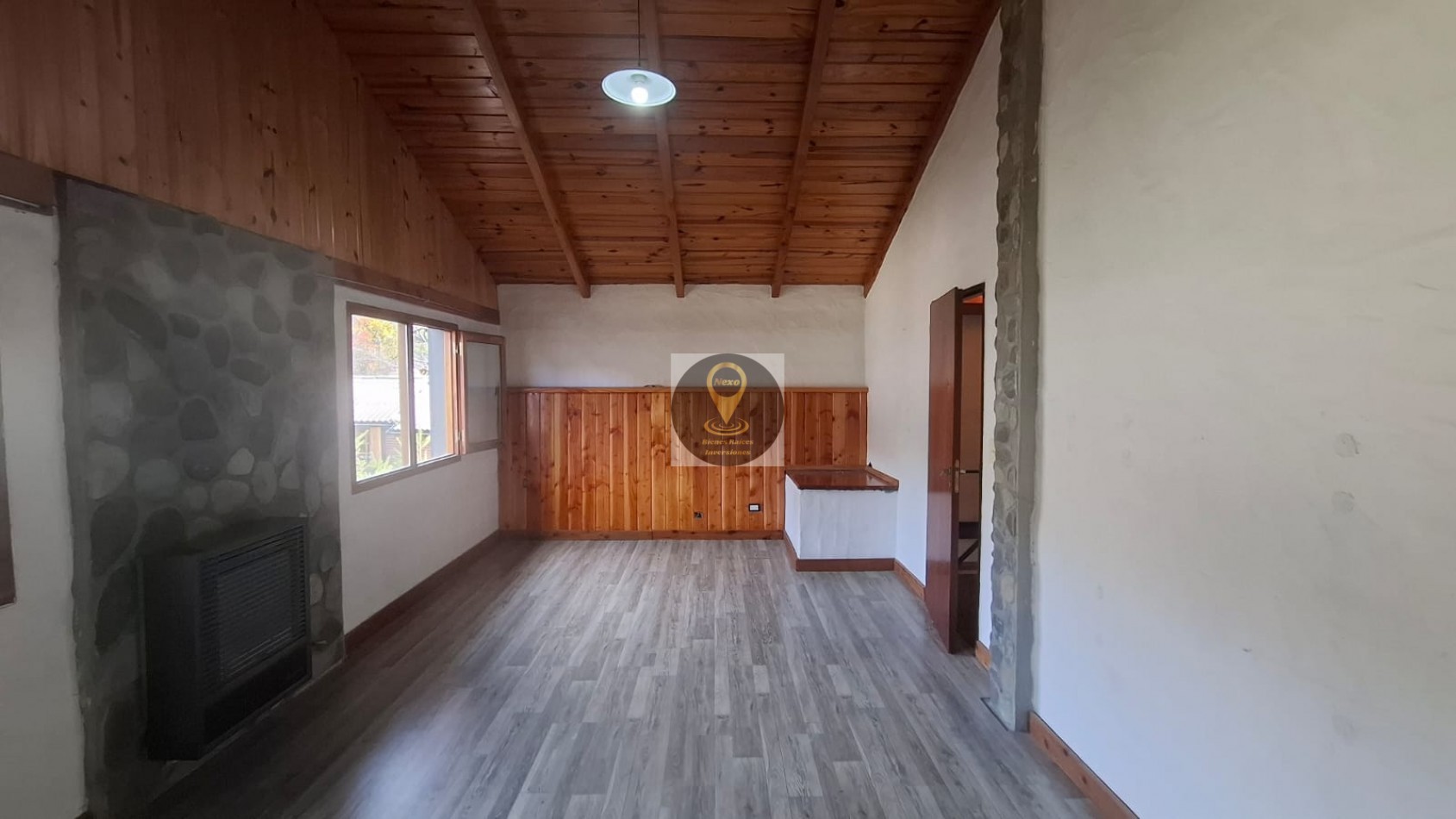 CASA PH EN VENTA EN BARRIO PINAR DEL LAGO