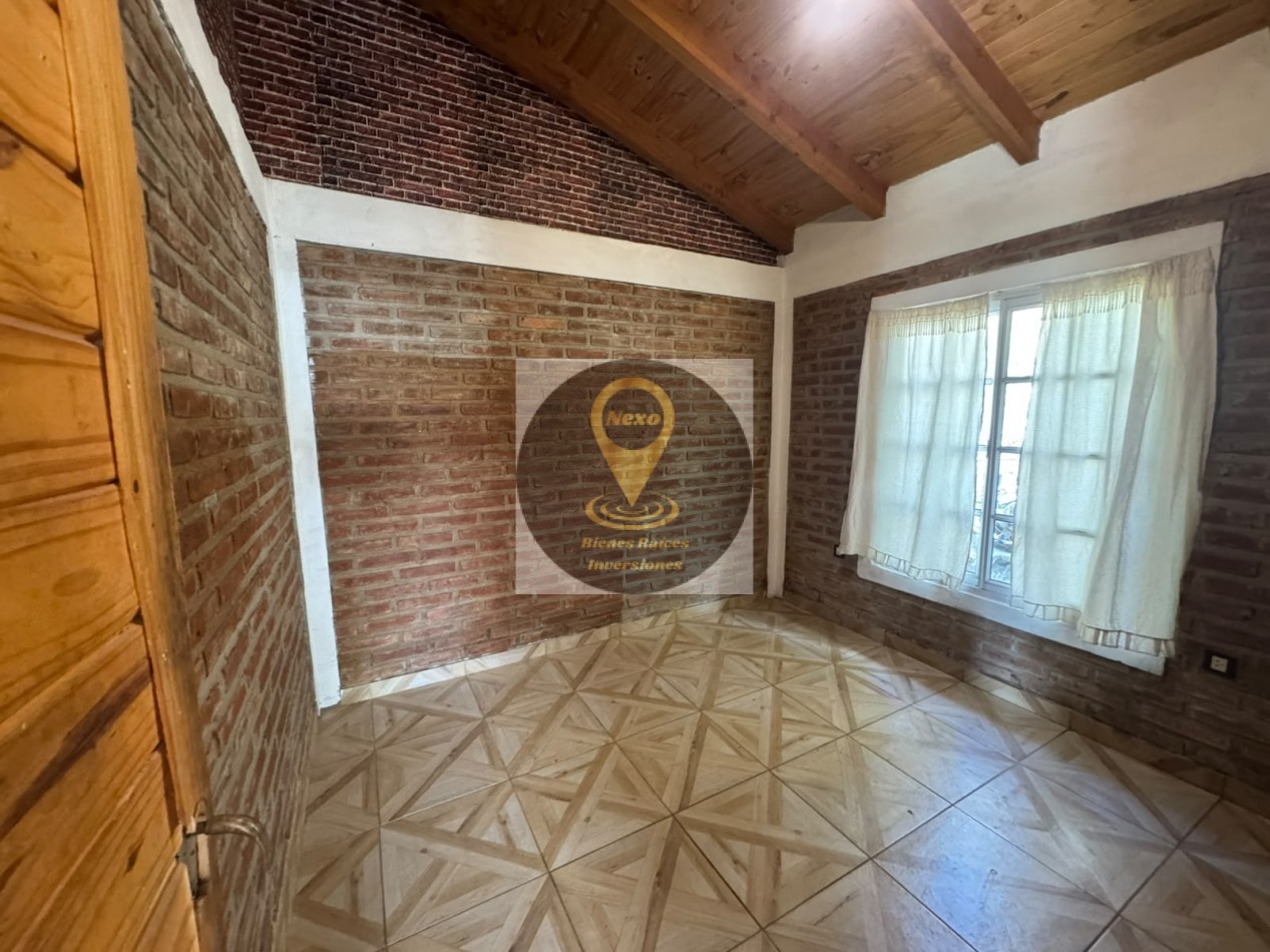 CASA EN VENTA DINA HUAPI AV DEL VADO