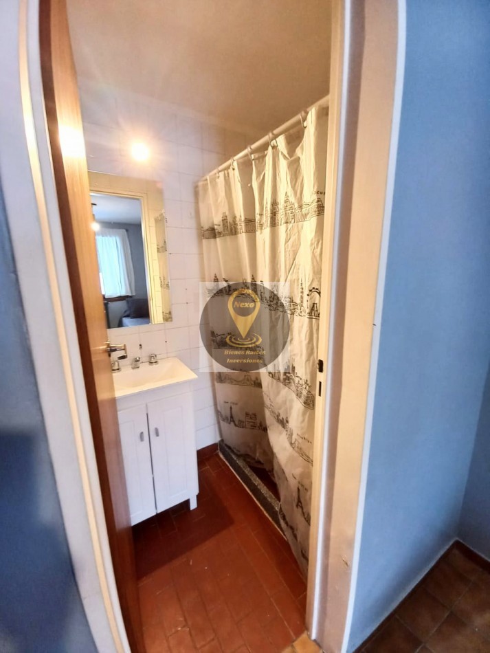 CASA A LA VENTA 