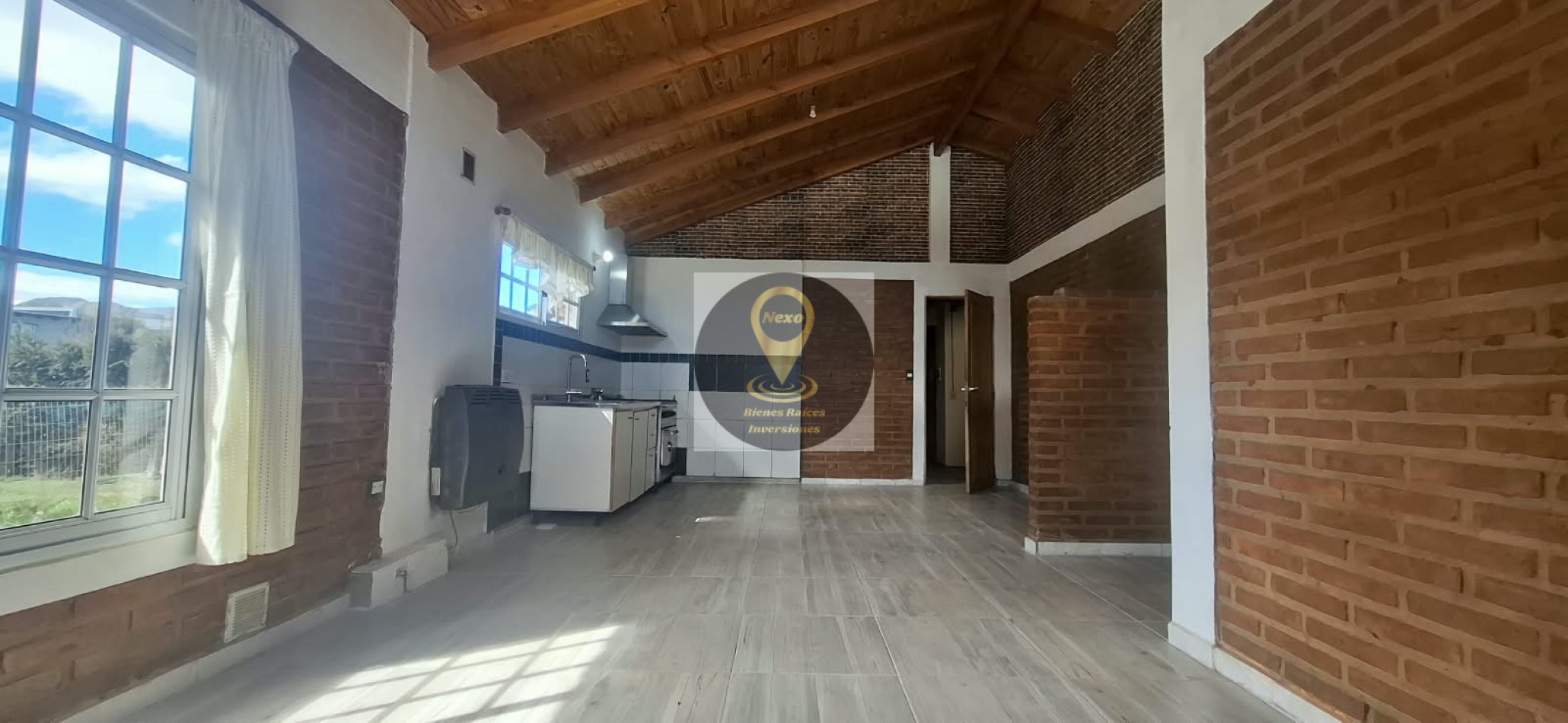 CASA EN VENTA DINA HUAPI AV DEL VADO
